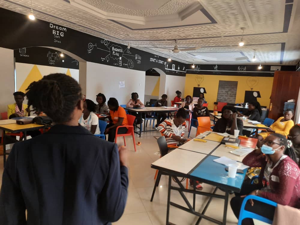 Nvannungi during the first session